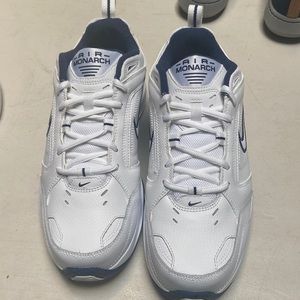Mens sneakers